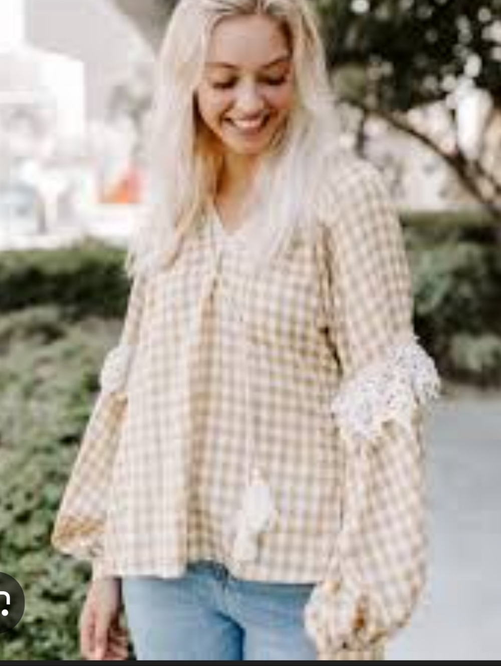 everleigh Cream Gingham Lace-Trim Peasant Tunic *Like New Condition